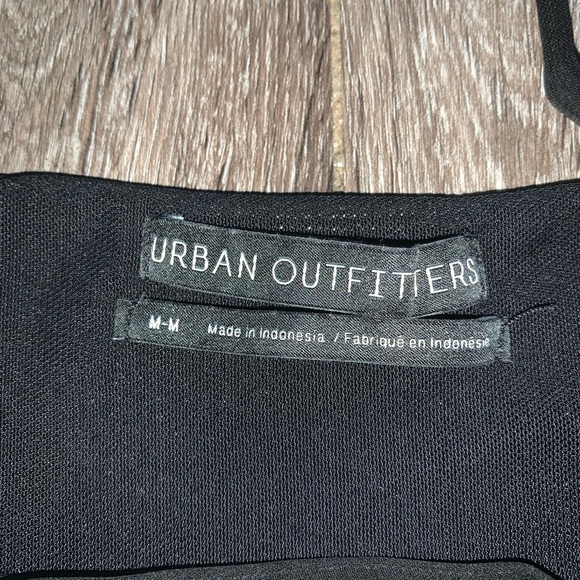 UO Cher Straight Neck Mini • Medium - Picture 5 of 5